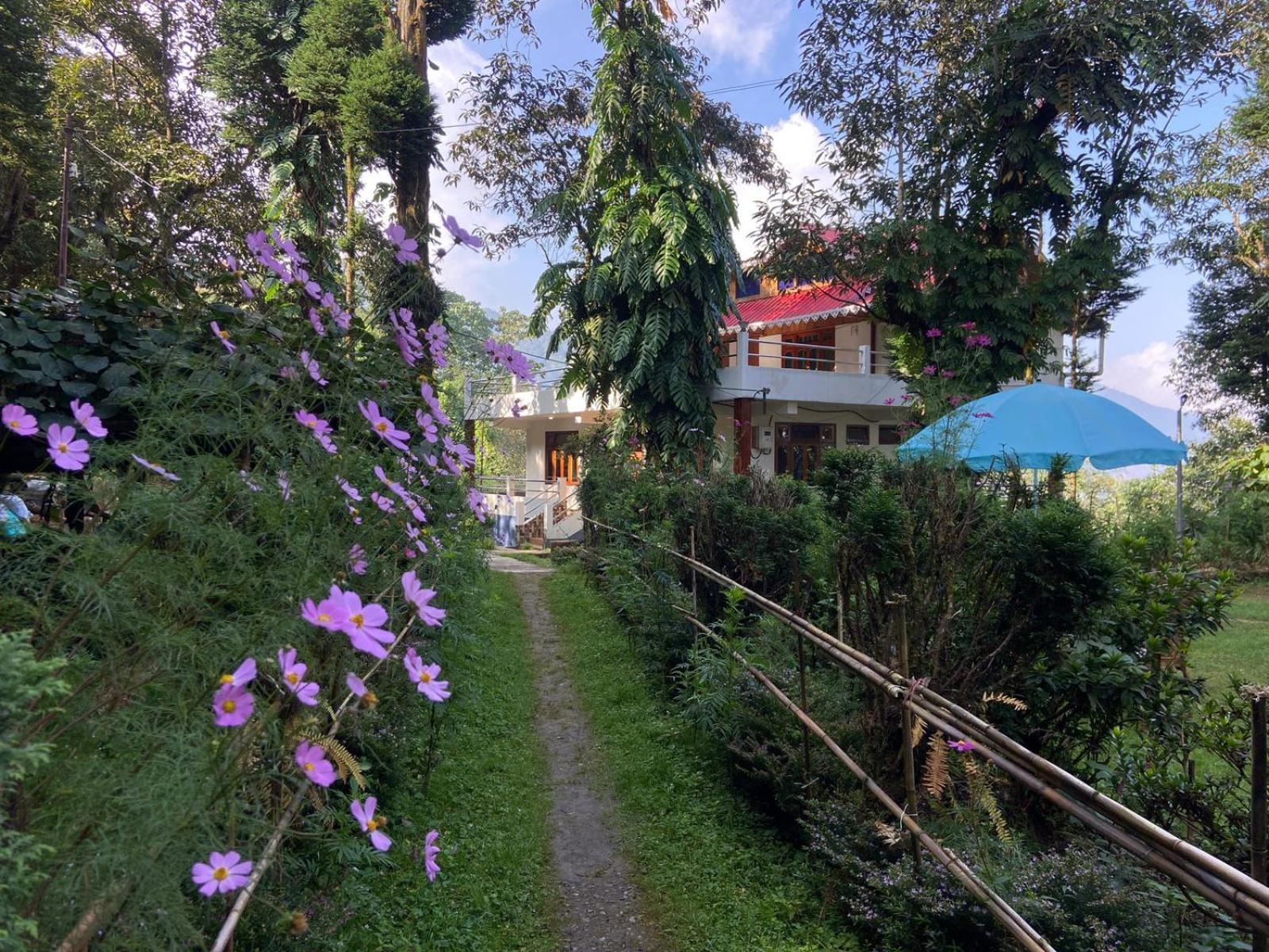 דרג'ילינג Magnolia Farmhouse And Homestay מראה חיצוני תמונה